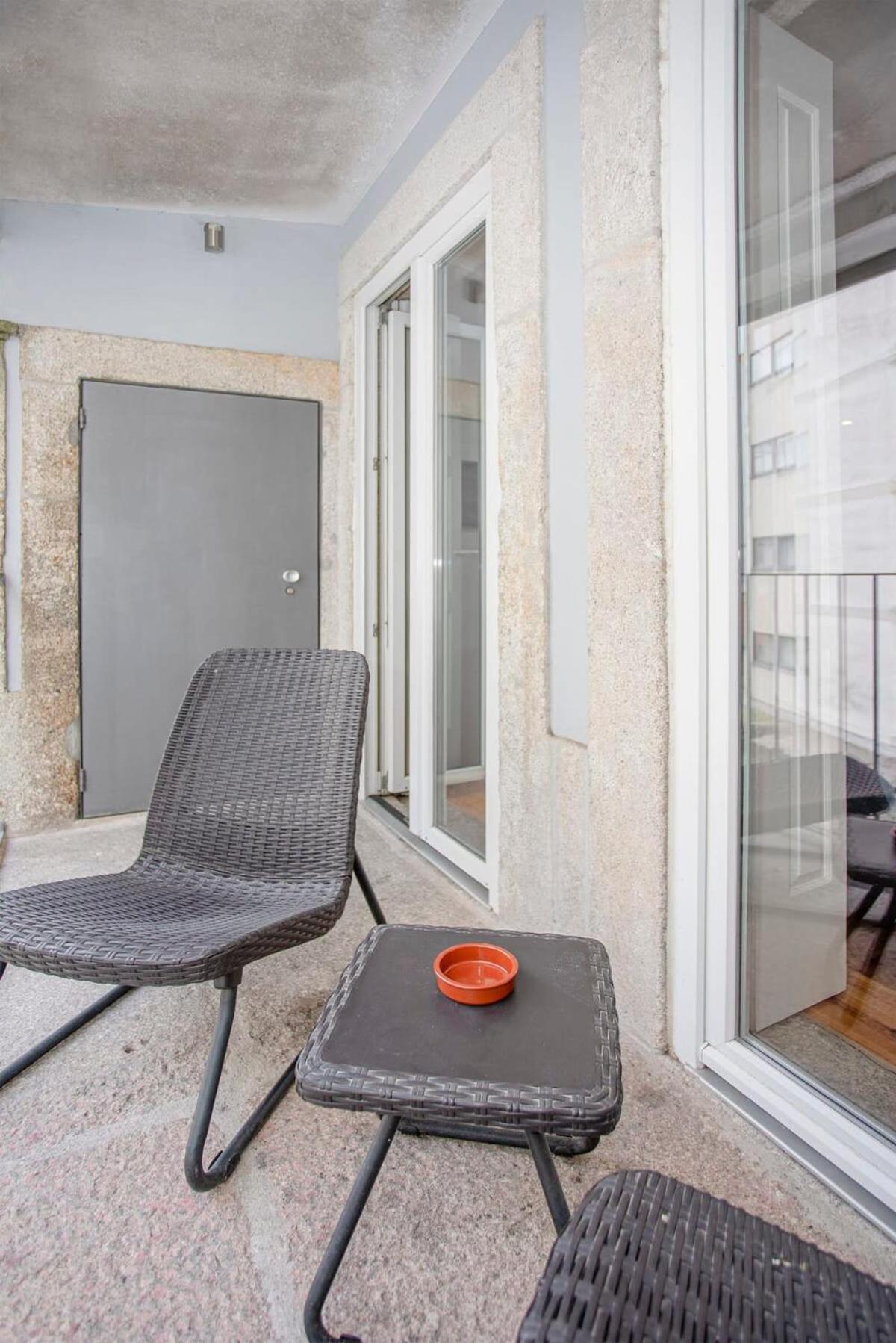 Ferienwohnung Liiiving In Porto - Heart Of Porto Mezzanine Exterior foto
